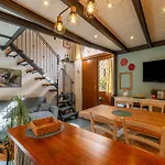 Casa Azul - Welcome To Rhome